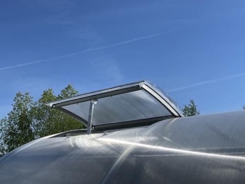 strešné okno pre oblúkový skleník LANITPLAST KYKLOP2 PC 4 mm